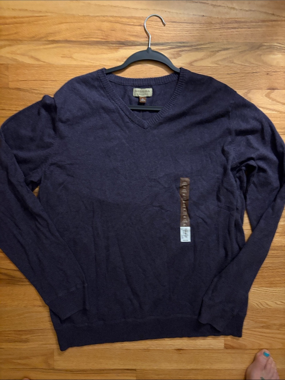 Sonoma Men's V-Neck Sweater in Nightshade